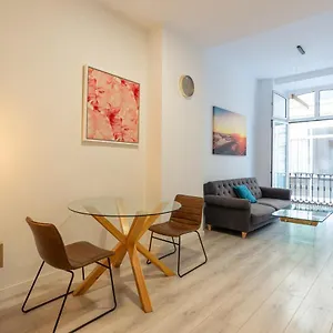 urbe10-plaza-de-la-constucion-premium-loft.es-andalucia.com/